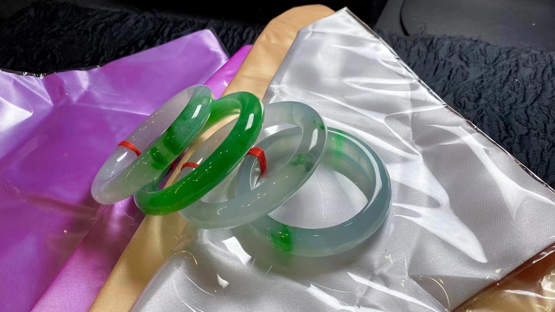 翡翠手鐲保養(yǎng)